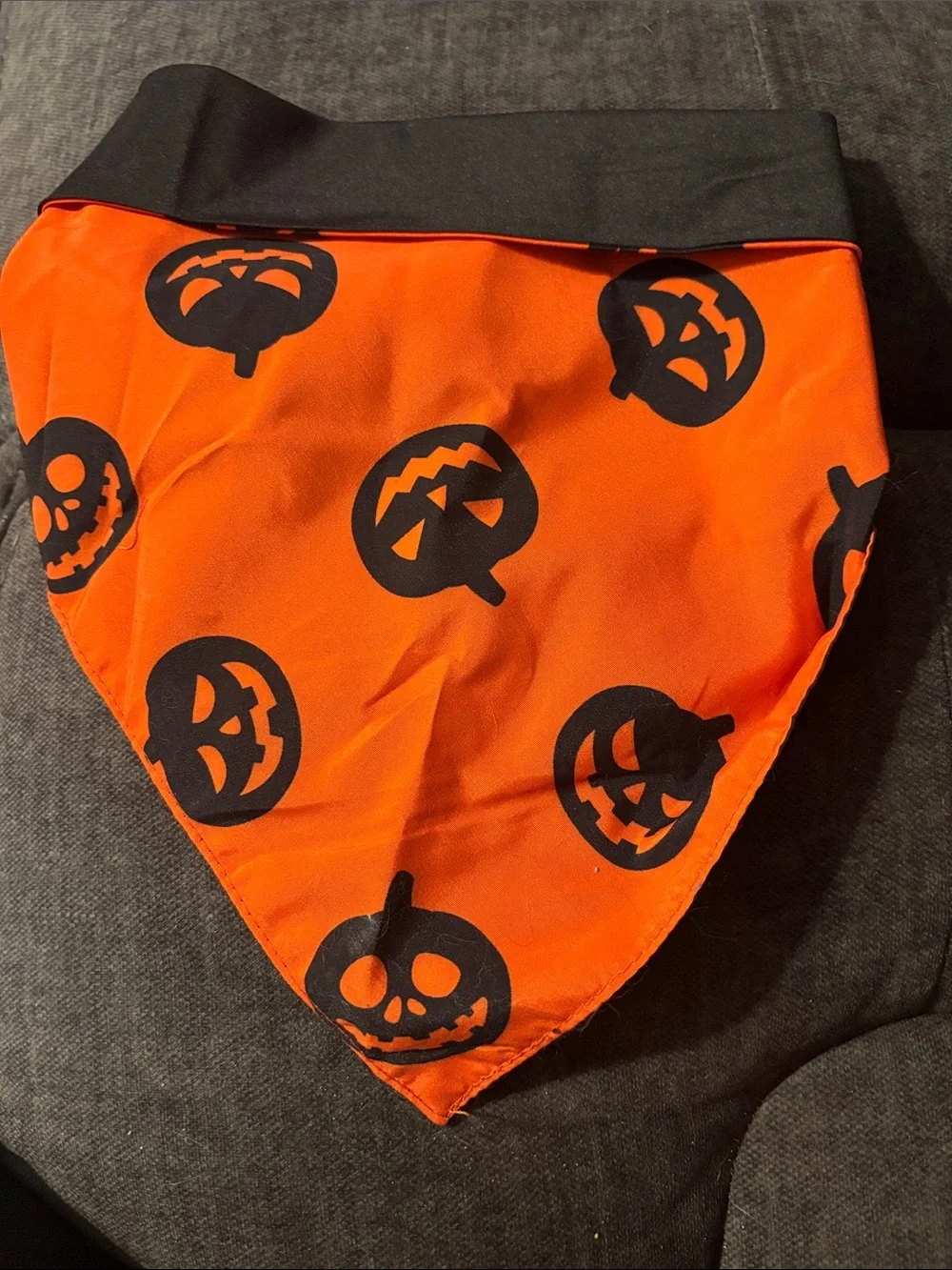 Halloween Reversible Pumpkin and Boo Print Bandana -for medium size dog. Collar